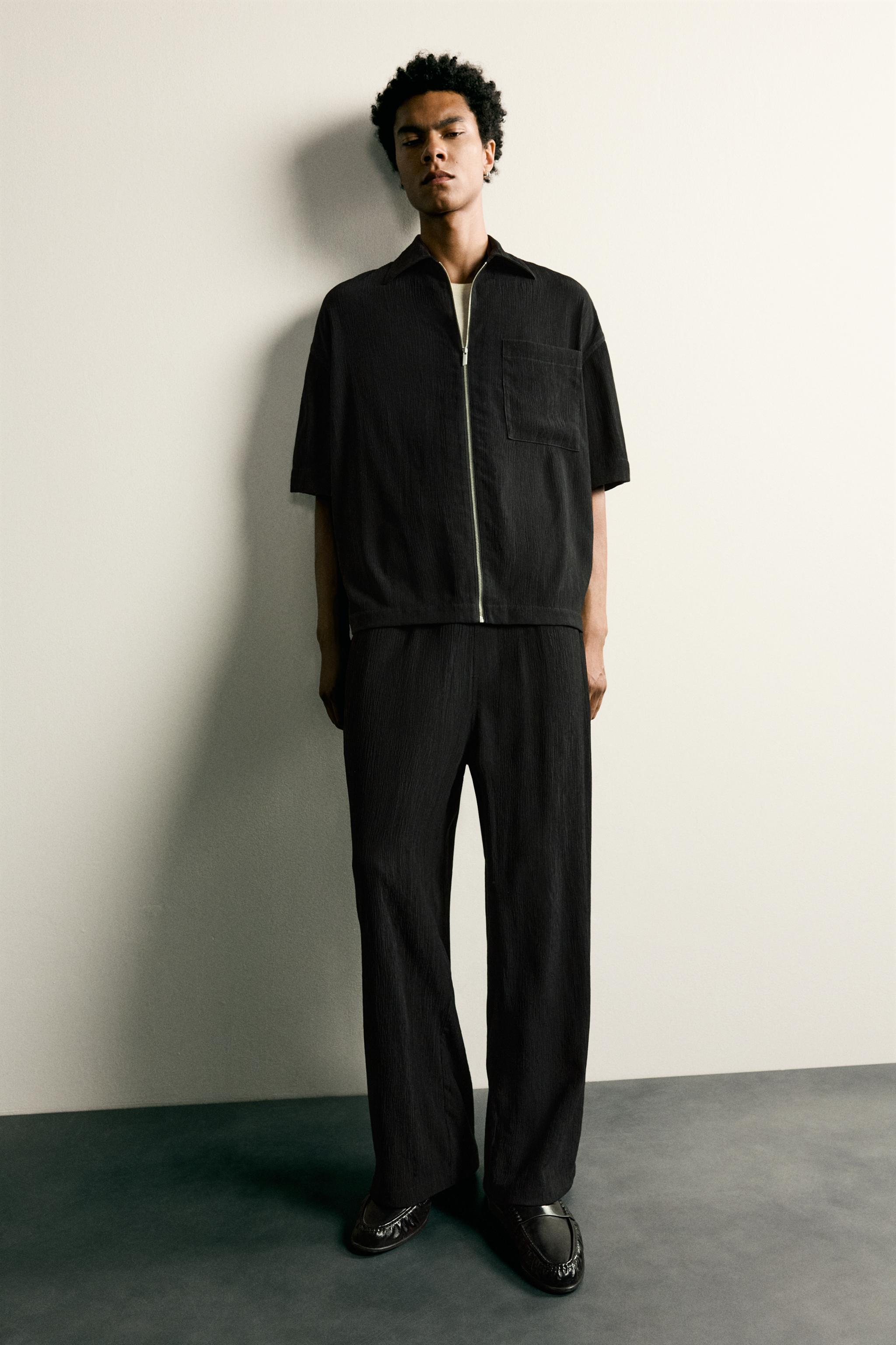 TEXTURED RELAXED FIT PANTS